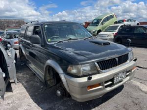 Mitsubishi Challenger K97W