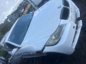 BMW 3 Series  323I E90