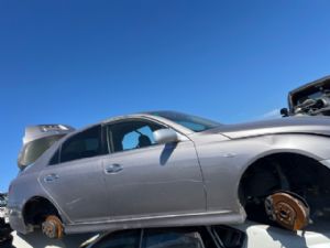 Toyota Mark X GRX121 10/04-09/06