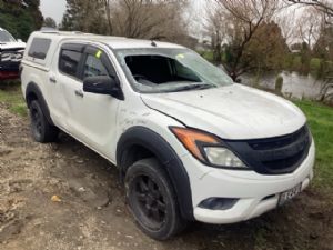 Mazda BT-50 UP-UR