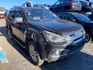 Isuzu MU-X UCS85 2017-->
