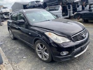 Nissan Skyline J50 2009-2014