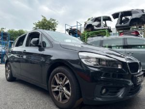BMW 218i F45