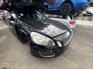 Volvo V60 2012-2015