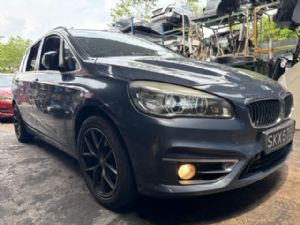 BMW 216D F46