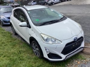 Toyota Aqua NHP10 2015-2017