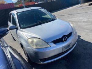 Mazda Demio DY 2002-2007