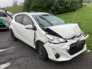 Toyota Aqua NHP10 2015-2017