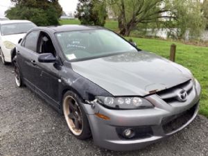 Mazda Verisa DC 2WD 01/04 on