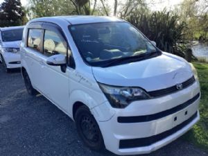 Toyota Porte/Spade NCP141
