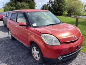 Mazda Verisa DC 2WD 01/04 on