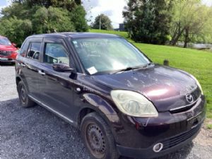 Mazda Verisa DC 2WD 01/04 on