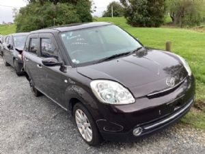 Mazda Verisa DC 2WD 01/04 on