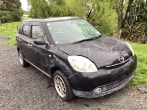 Mazda Verisa DC 2WD 01/04 on