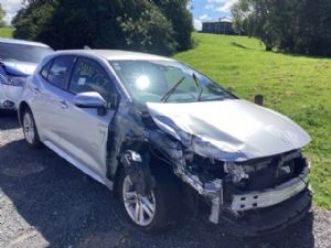 Toyota Corolla ZWE211