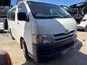 Toyota Hiace TRH200