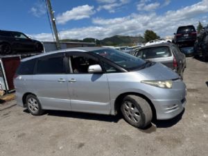 Toyota Estima ACR50