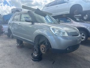 Mazda Verisa DC 2WD 01/04 on