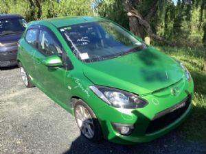 Mazda Mazda2 DE 2007-2014