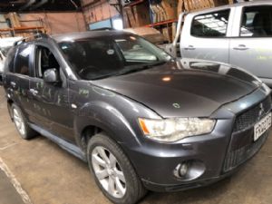 Mitsubishi Outlander CW5W 2006-2012