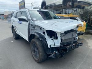 Isuzu MU-X UCS40 2020-on