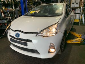 Toyota Prius C Aqua NHP10