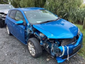 Toyota Corolla ZWE186