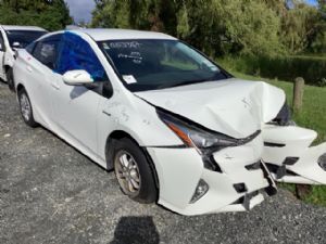 Toyota Prius ZVW50 2015-Present