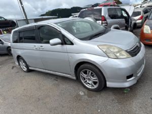 Toyota Isis ANM10 2004-2017