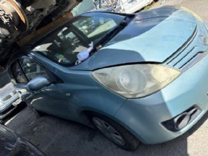 Nissan Note E11 2005-2008