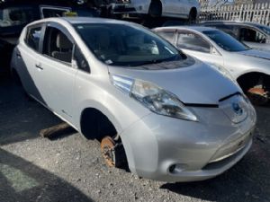 Nissan Leaf ZE0 2011-2016