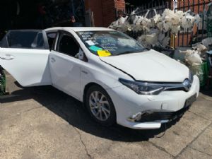 Toyota Corolla ZWE186