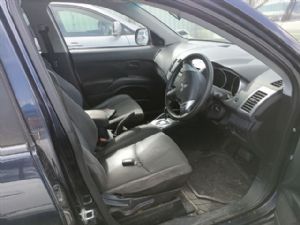 Mitsubishi Outlander CW5W 2006-2012