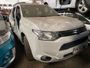Mitsubishi Outlander GG2W Hybrid