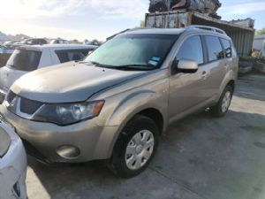 Mitsubishi Outlander CW5W 2003-2005