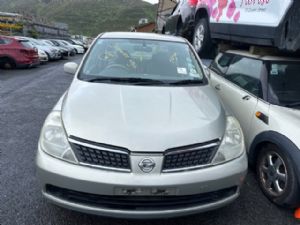 Nissan Tiida C11 2004-2007