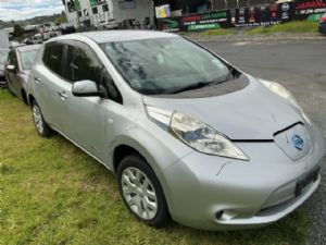 Nissan Leaf ZE0 2011-2016