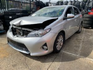 Toyota Corolla ZRE182