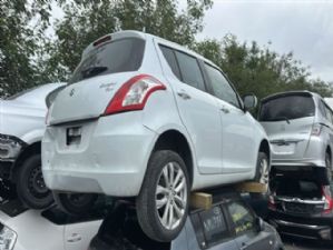 Suzuki Swift ZC82S 2010-2017