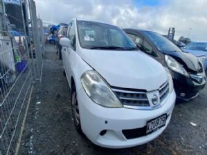 Nissan Tiida C11 2004-2007