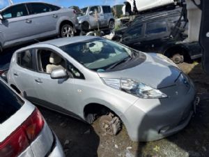 Nissan Leaf ZE0 2011-2016