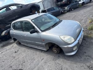 Daihatsu Sirion M101 2001-2003