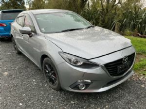 Mazda Axela BY