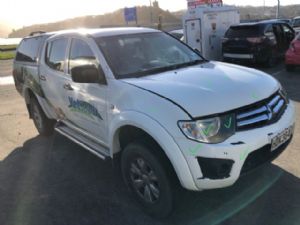 Mitsubishi Triton KB4 4wd