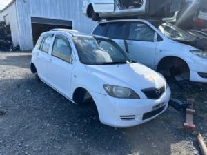 Mazda Demio DY 2002-2007
