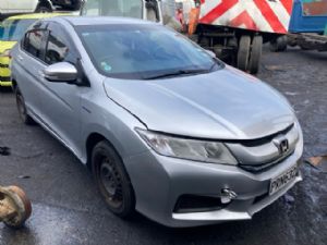 Honda Grace GM4