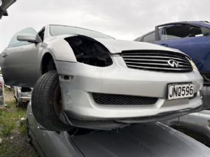 Nissan Skyline V35 2001-2004