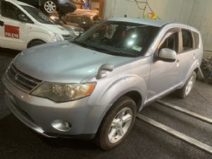 Mitsubishi Outlander CW5W 2006-2012
