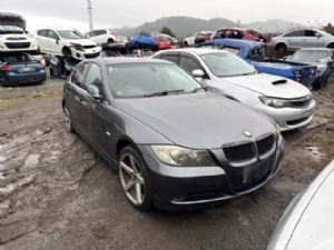 BMW 3 Series  323I E90