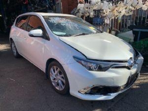 Toyota Corolla ZRE182